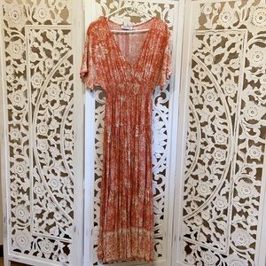 Beautiful flowy maxi